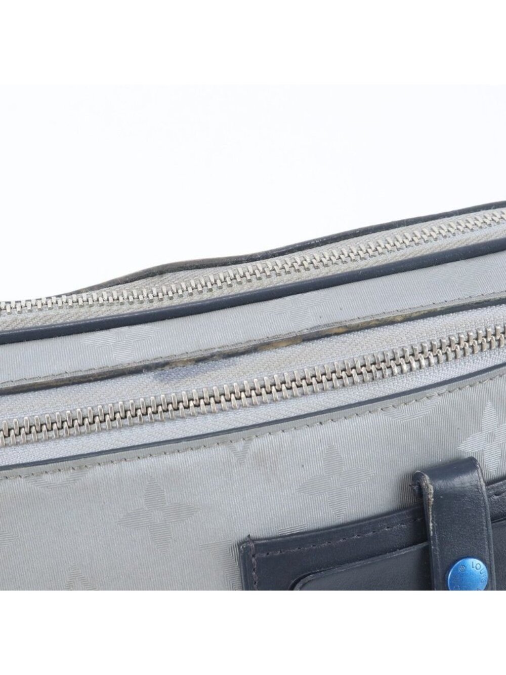 ★SOLD★ Louis Vuitton Monogram Satellite Alpha Clutch Leather Second Pouch - Picture 8 of 10